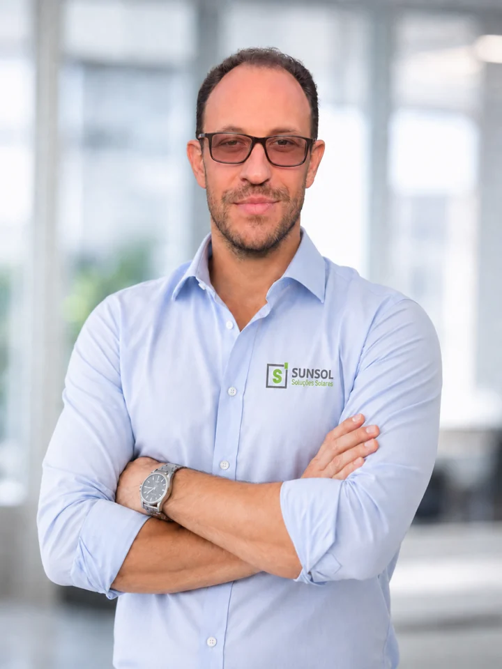 Vinicius Eustáquio, Engenheiro Eletricista